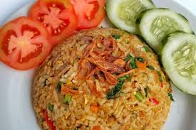 Nasi goreng yang sering dijumpai di batam ini bisa dinikmati di rumah. Resep Nasi Goreng Kampung Malaysia Inspirasi Menu Sarapan