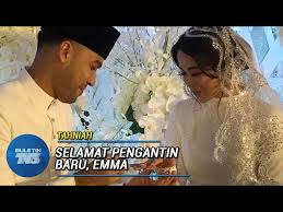 Teman rapat emma maembong, alvin chong mengakui sering mendapat kiriman mesej dari peminat yang memintanya menasihati rakannya itu mengenai keputusannya membuka tudung selepas lima tahun. Alvin Chong Simpan Rahsia Emma