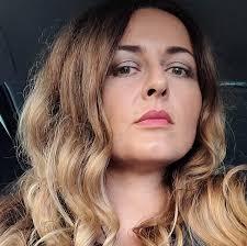 Hello When starting in Sarria what airport is best to fly to? I get  Santiago when I search but that would mean travelling all the way back to  the starting point ?