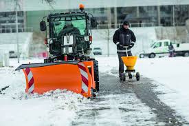Mechaniker | mechatroniker (m/w/d) werkstatt für gartengeräte, minijob in stuttgart. Wisag Garten Und Landschaftspflege Du Wirst Niemals Gehen Wollen Von Presse Facility Wisag Mit Wisag Garten Und Landschaftspflege Snow Shovel Outdoor