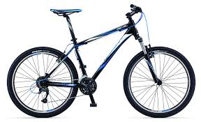 2013 Giant Revel 3 Bike Reviews Comparisons Specs