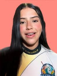 Antonella Moya's Instagram, Twitter & Facebook