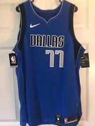 Luka doncic is a slovenian professional basketball player who played for real madrid leading them to the 2018 euroleague title. Nike Authentic Luka Doncic Dallas Mavericks Icon Edition Jersey Size 56 Ebay
