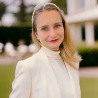 6100+ profils pour “Lippert”