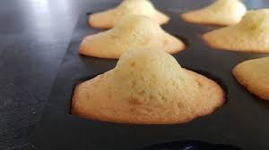 Madeleines De Commercy Faciles Recette Ptitchef Recette Recette Madeleine Recette Facile Recette Madeleine Moelleuse