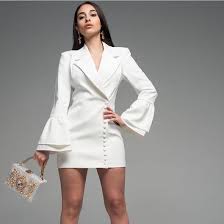 Bomb Product Of The Day Chic The Label S Misa Suit Dress Fashion Bomb Daily Style Magazine Celebrity Fashion Fa Woman Suit Fashion Fashion Fashion Dresses