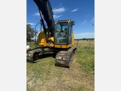 John Deere 80 Excavator