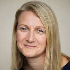 Amanda Chapple's Instagram, Twitter & Facebook