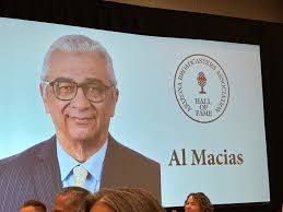 Jhoana Molina (@JhoanaMolinaUS)