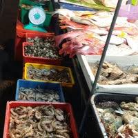 Let a personal guide help you sample 10 dishes that feature the indian, chinese, and malay culinary influences of kl. Pasar Malam Tembok Market In Kota Kinabalu