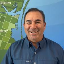 Welcome to Island U, Ryleigh Johnson! #ShakasUp