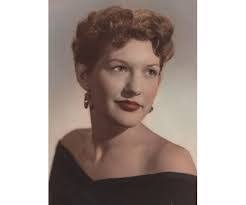 Linda Miceli's Instagram, Twitter & Facebook