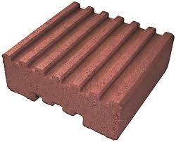 Fundamentstein Fur Holzkonstruktionen Im Garten Fundamentsteine Holz Im Garten Fundament Gartenhaus