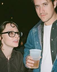 🎀🫰🏻🎀🫶🏻