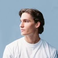 1200+ "Liam" profiles