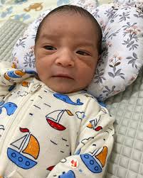 1 month My Son Darren Mora Simangunsong Trimakasih sudah hadir sayang Putra  kedua ku yang Hebat Trimakasih sudah berjuang bersamaku waktu itu Dimana  aku melahirkanmu dengan mengerahkan semua kekuatanku Trimakasih Buat Tuhan