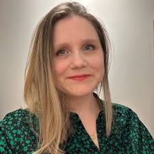 Artist Emma Rowland (@OutlawedBones)