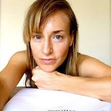 andreamohrs_book_pixie #dameofcocaine #lockedupabroad #disneyplus  @lockedupabroad @mohr_andrea #autobiografie #writer