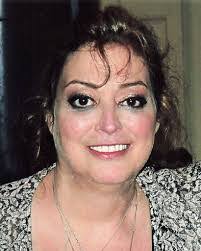 Elise Maier's Instagram, Twitter & Facebook