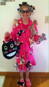 Crazy Cat Lady Halloween 2013 I Saw This In Person Such A Clever Idea Jennifer Loved Lo Crazy Cat Lady Costume Halloween Costumes 2016 Halloween Costumes
