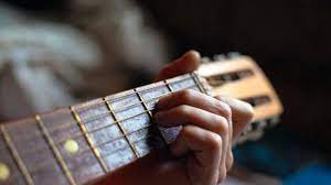 C g apakah salahku am kau buatku begini fm selalu sendiri c tinggal sendiri g cinta yang ku pinta am kau balas dengan dusta fm berat bagiku reff: Chord Lagu Lebih Indah Adera Yang Tengah Viral Di Tiktok Kaulah Yang Terakhir Bagiku Tribun Kaltim