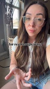 Alicia Roda's Instagram, Twitter & Facebook