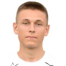 Luke Henry's Instagram, Twitter & Facebook