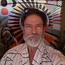 Keith Allan's Instagram, Twitter & Facebook