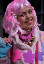 ❤️this photo of Caroline, Deborah and I, thank you so much Dai Hope to see  you at the Christmas Colour Walk