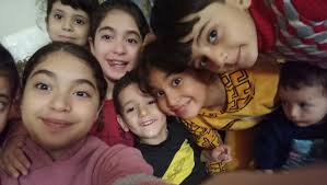 Fundraiser for Lubna Hamad by Ahmed Hamad : Help us to evacuate 6 families  from Gaza