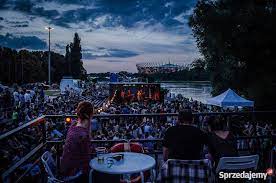 36,941 likes · 148 talking about this · 16,309 were here. Cud Nad Wisla Restauracja W Centrum Warszawy Event Bus Warszawa Sprzedajemy Pl
