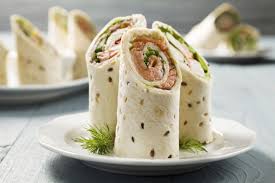 Wrap Au Saumon Et Ciboulette Recette Recette Wrap Recette Recettes De Cuisine