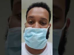 Joven en estado grave pide traslado en ambulancia