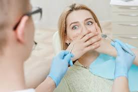 1950'lerde televizyonun amerikan toplumunda yaygınlaşması, yine bu. Dis Hekimi Korkusu Veske Dis Klinigi