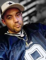 Jorge Alejandro's Instagram, Twitter & Facebook