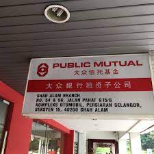 The hotel very good location near at kfc and petronas have bank near with the hotel also many restaurant near the hotel parking unlimited traffic not busy. Public Mutual Shah Alam Branch Bank In Shah Alam