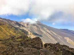 File:Mount Etna, Catania, Sicily - 49658882822.jpg - Wikimedia Commons