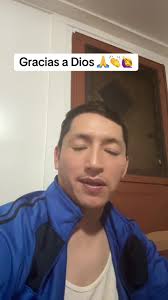 Saludos a toda mi gente: Conectando Creadores