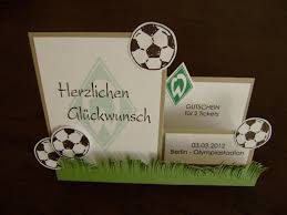 Es handelt sich um kindgerechte kurze gratulationen, die sicher jedem jungen und jedem mädchen im alter von 6 jahren gefallen werden. Fussball Treppenkarte Kleinerhase Stempelnase