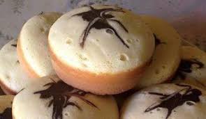 2 telur 100 gr gula pasir 1/2 sdt sp 125 gr tepung terigu 1/4 sdt baking powder 1/4 sdt garam vanili bubuk secukupnya 1 sachet santan instant 65 gr 60 ml minyak. 20 Ide Bolu Panggang Mini Alexandra Gardea