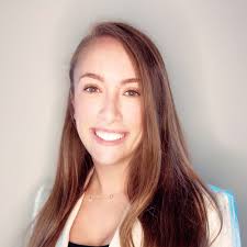 Sara Daly's Instagram, Twitter & Facebook