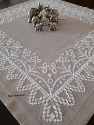 Masa Ortusu Desenler Elde Nakis Kanavice