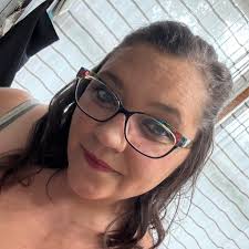 Is there a veterinarian clinic around here and if not, where's the closest  or best recommended? What is pricing