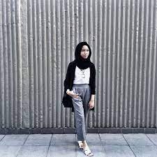 Cubism was а popular painting style from around the 1900s. Be Simple But Looks Stylish Hijab Hipster By Kayniss Outfit Ideen Outfit