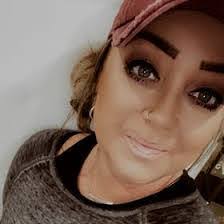 Tanya Hoyt's Instagram, Twitter & Facebook