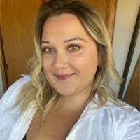 Molly Silva's Instagram, Twitter & Facebook