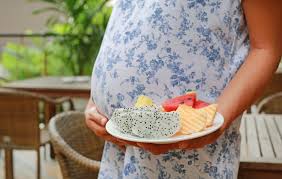 Beberapa makanan untuk ibu hamil yang bermanfaat berikut ini bisa mambantu untuk memenuhi kebutuhan gizi ibu dan calon bayi. 10 Buah Yang Baik Untuk Ibu Hamil Dan Calon Bayi