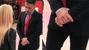Eso sucedió en un nuevo round cuando el conductor de lam vio que el flamante periodista de radio 10 lo ninguneó en la red. Caras Conoce A Javier Medina El Hombre Con El Que Angel De Brito Se Caso En Secreto