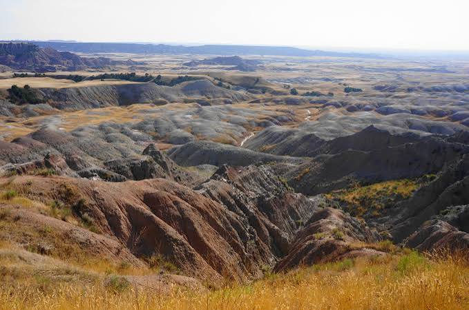 Badlands National Park Overlooks – Live and Let Hike