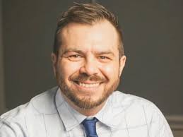 Stephen Whitmer's Instagram, Twitter & Facebook